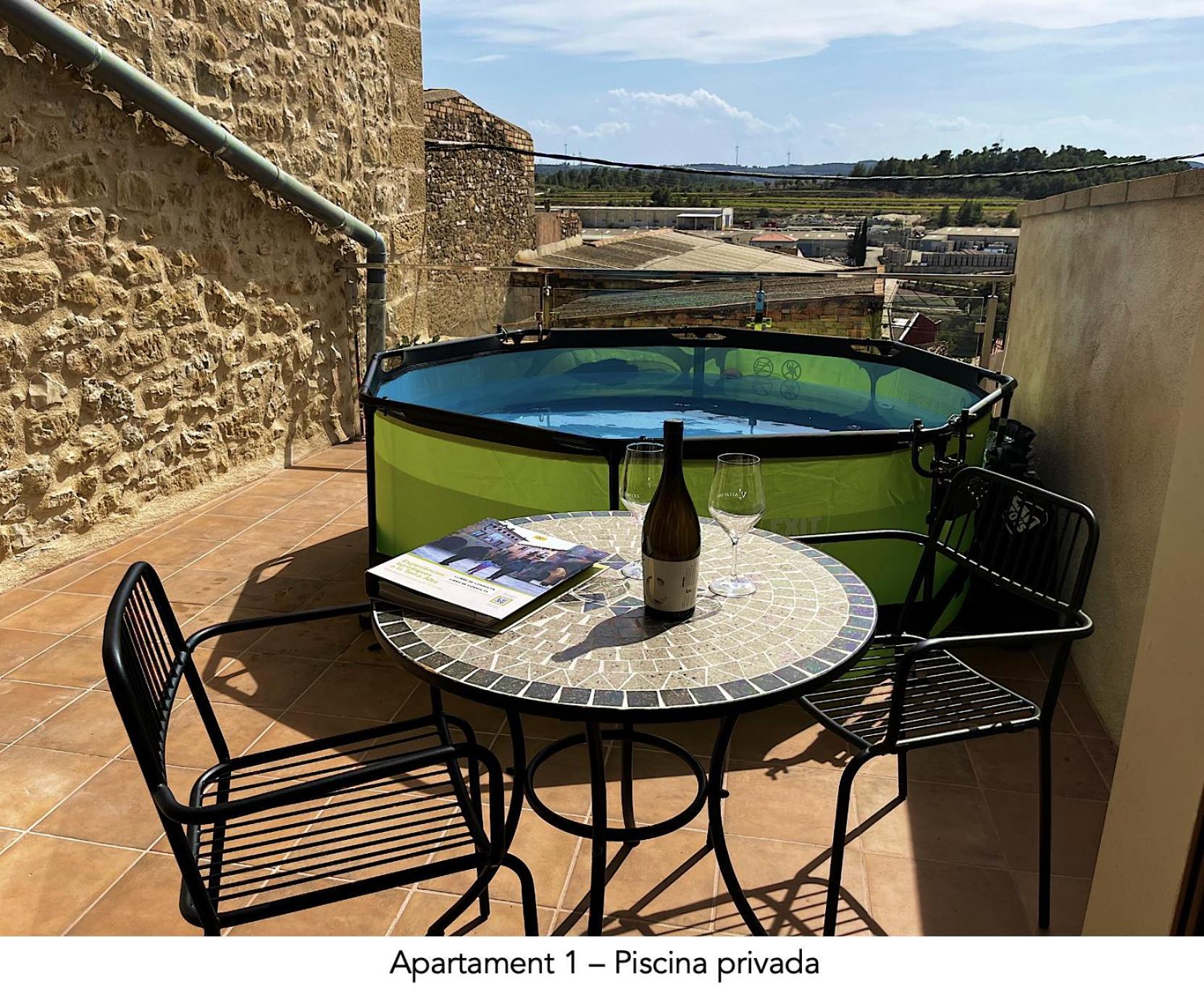 Apartaments Rurals Cal Parro, Batea Exterior photo